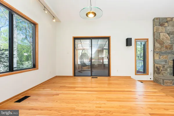 $1,499,000 | 513 Springvale Road, Great Falls, VA 22066