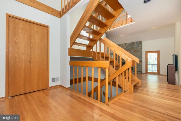 $1,499,000 | 513 Springvale Road, Great Falls, VA 22066