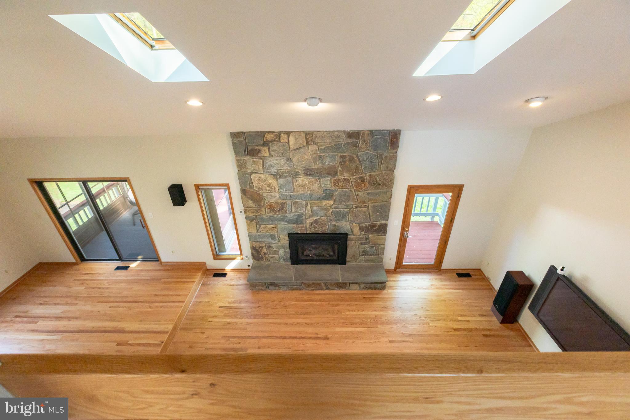 513 Springvale Road Great Falls, VA 22066 - Photo 33 of 95