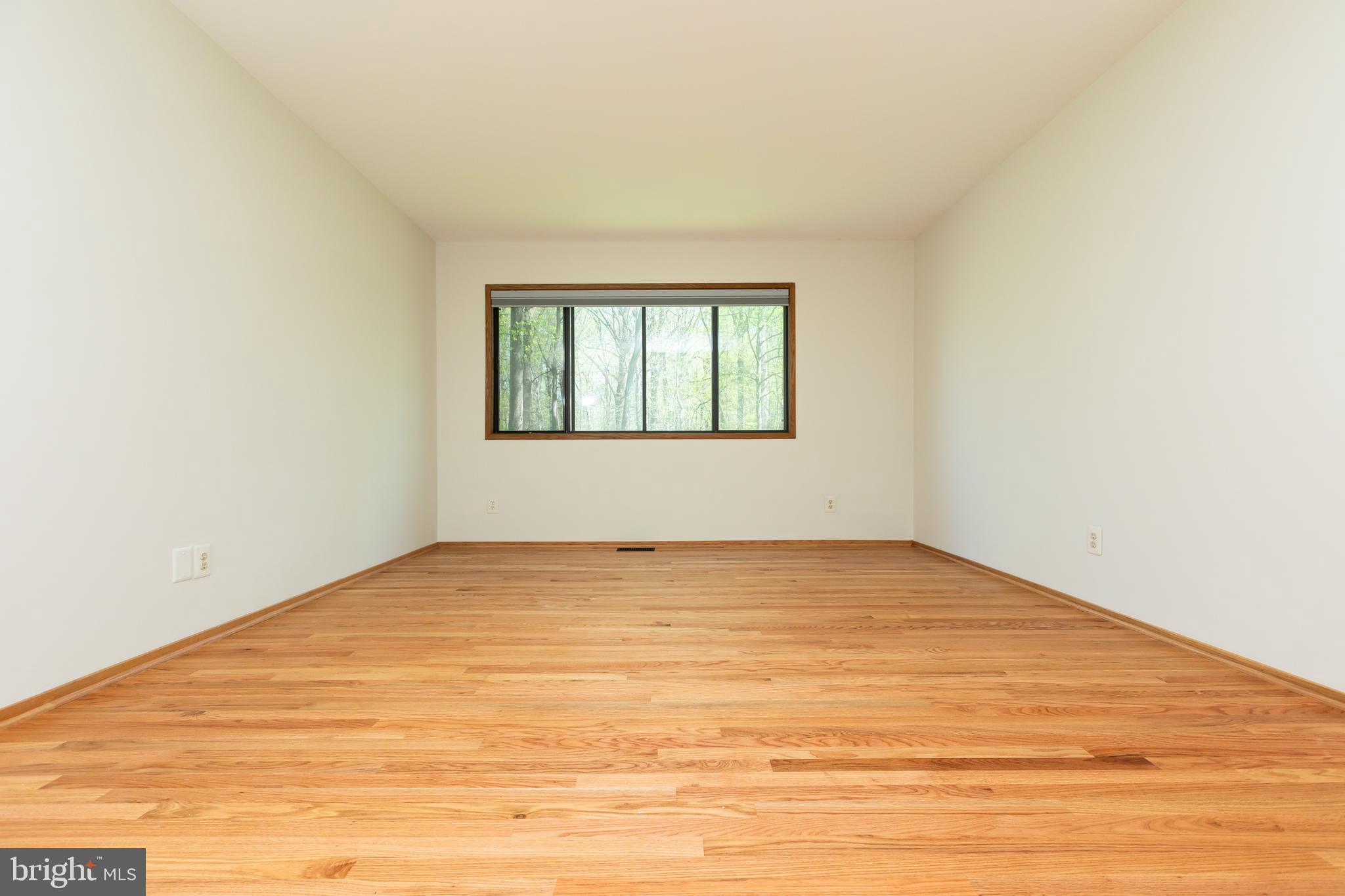 513 Springvale Road Great Falls, VA 22066 - Photo 38 of 95 Master suite