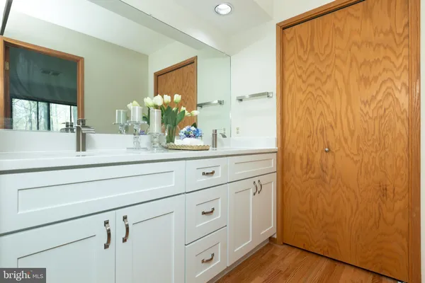 $1,499,000 | 513 Springvale Road, Great Falls, VA 22066