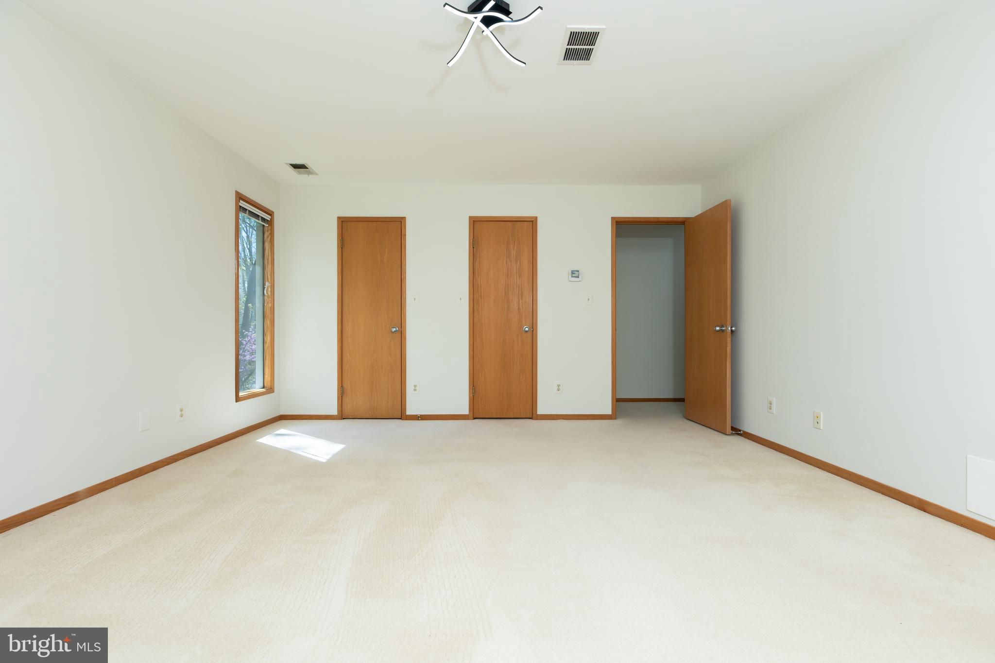 513 Springvale Road Great Falls, VA 22066 - Photo 51 of 95 3rd bedroom