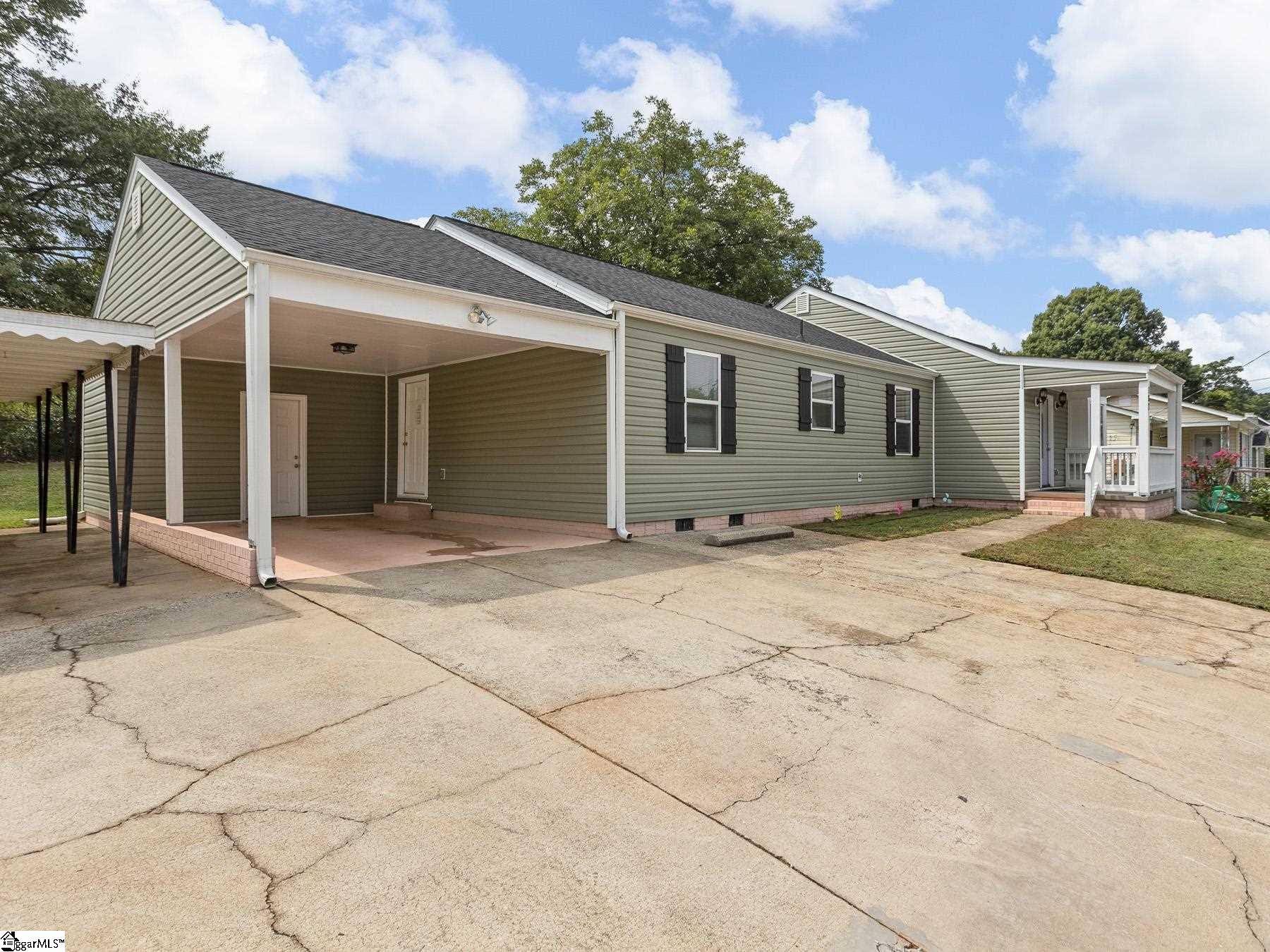 107 Spring Street Greer, SC 29650 - Photo 4 of 27 Gallery Image 4