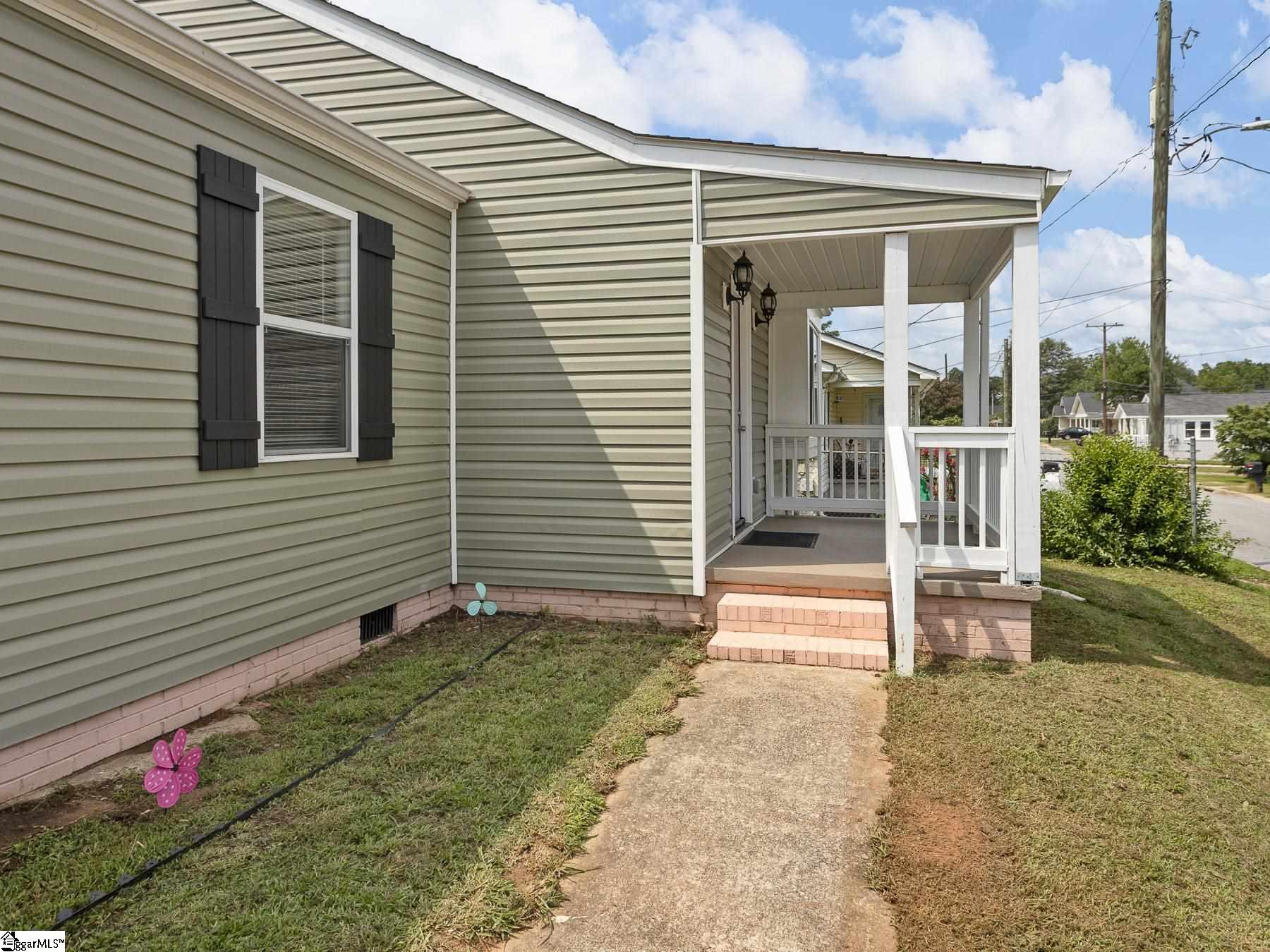 107 Spring Street Greer, SC 29650 - Photo 5 of 27 Gallery Image 5