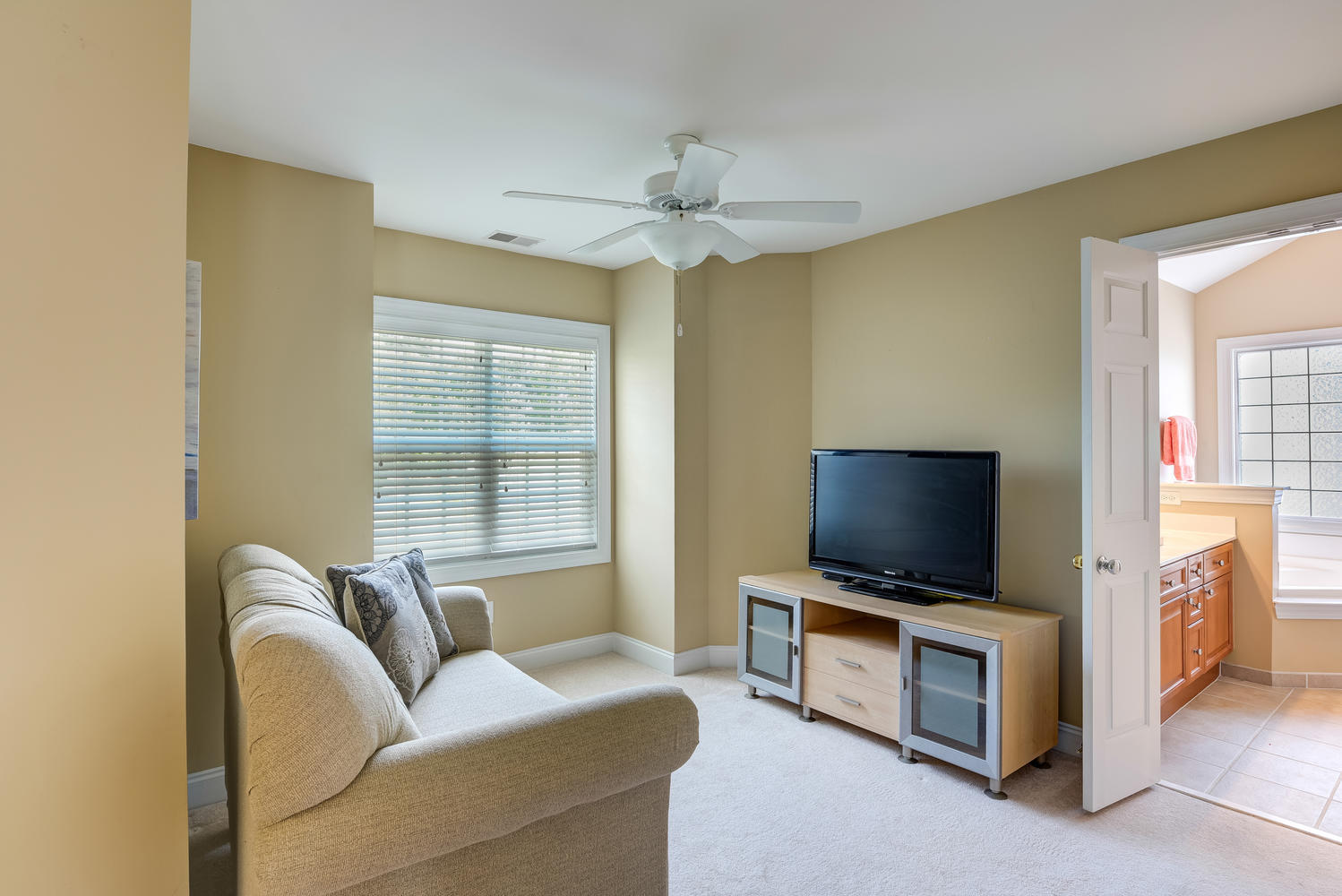 9209 Creedmore Road Summerville, SC 29485 - Photo 15 of 27 Separate TV Room / Private Office