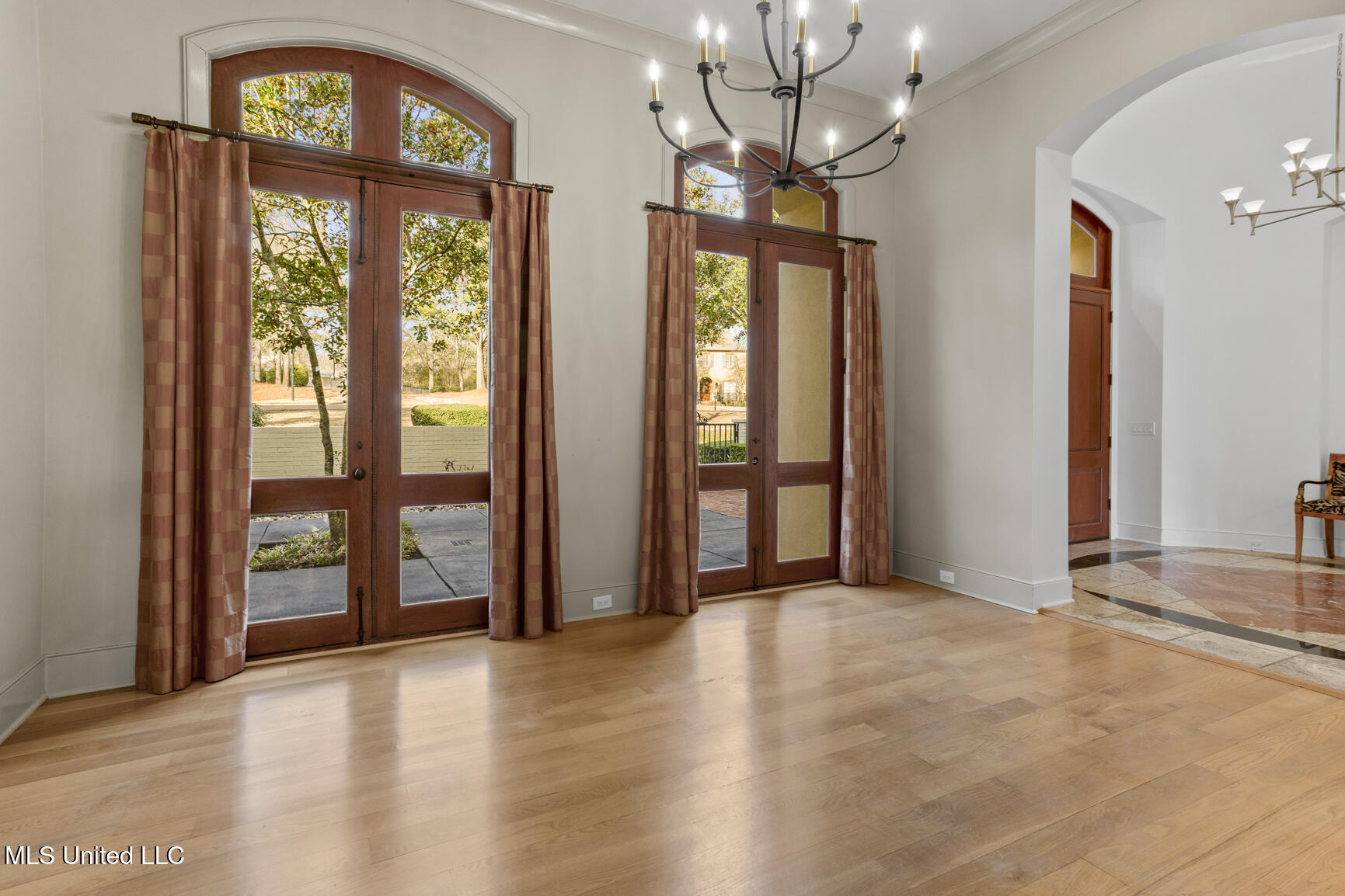 105 Bridgeview Circle Ridgeland, MS 39157 - Photo 12 of 49 Dining Room
