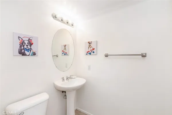 $419,000 | 1800 East Lakeshore Drive, Unit 804, Lake Elsinore, CA 92530