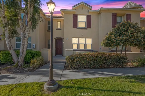 $419,000 | 1800 East Lakeshore Drive, Unit 804, Lake Elsinore, CA 92530
