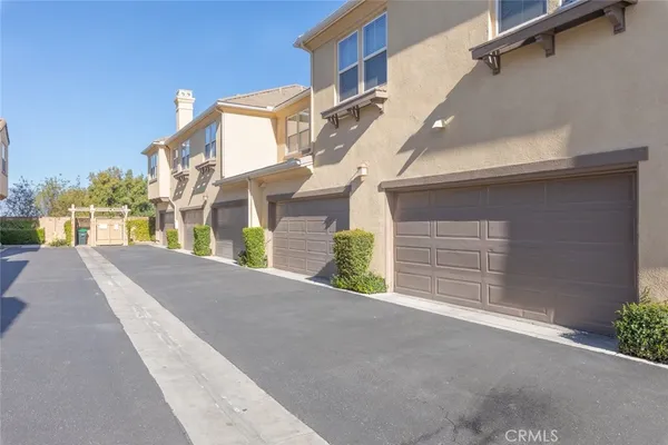 $419,000 | 1800 East Lakeshore Drive, Unit 804, Lake Elsinore, CA 92530