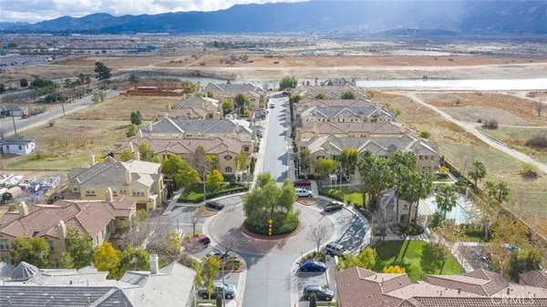 $419,000 | 1800 East Lakeshore Drive, Unit 804, Lake Elsinore, CA 92530