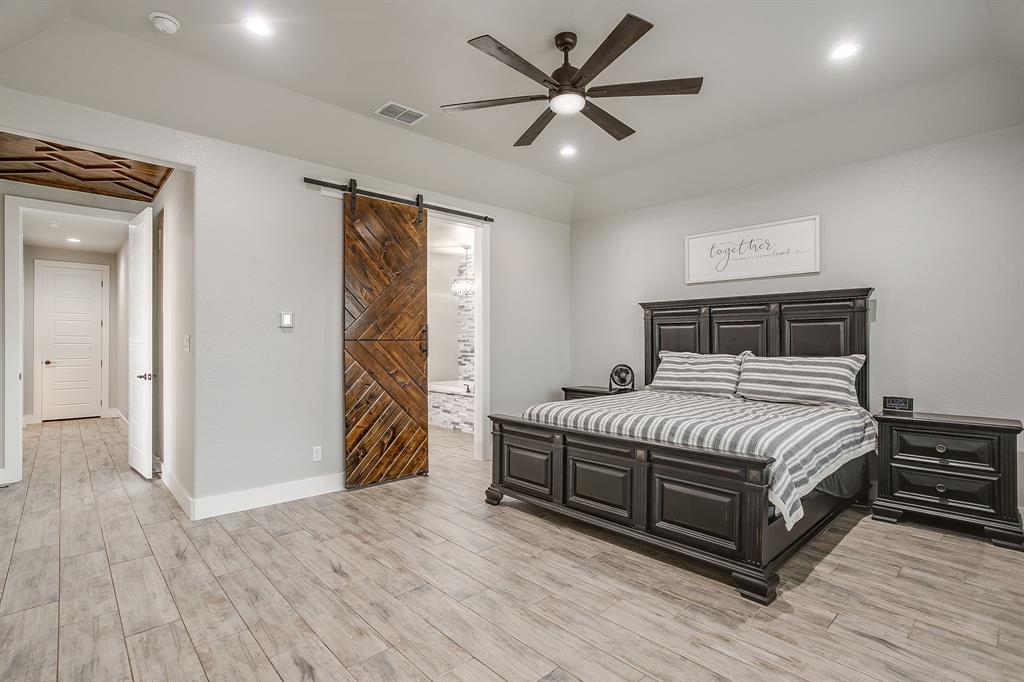 8895 Hutcheson Hill Road Springtown, TX 76082 - Photo 16 of 40