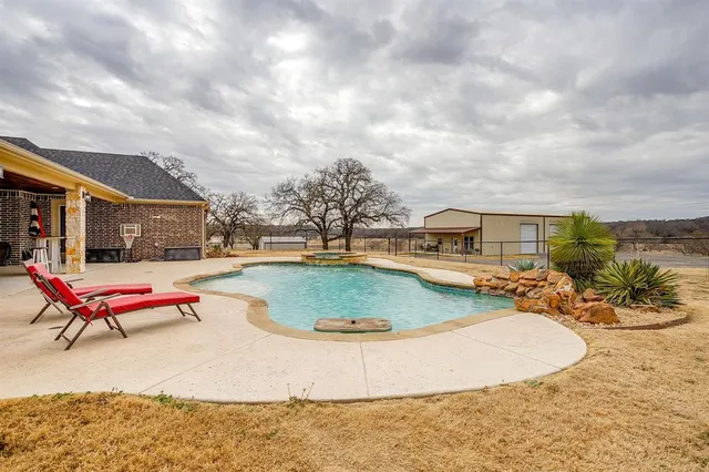 $885,000 | 8895 Hutcheson Hill Road, Springtown, TX 76082
