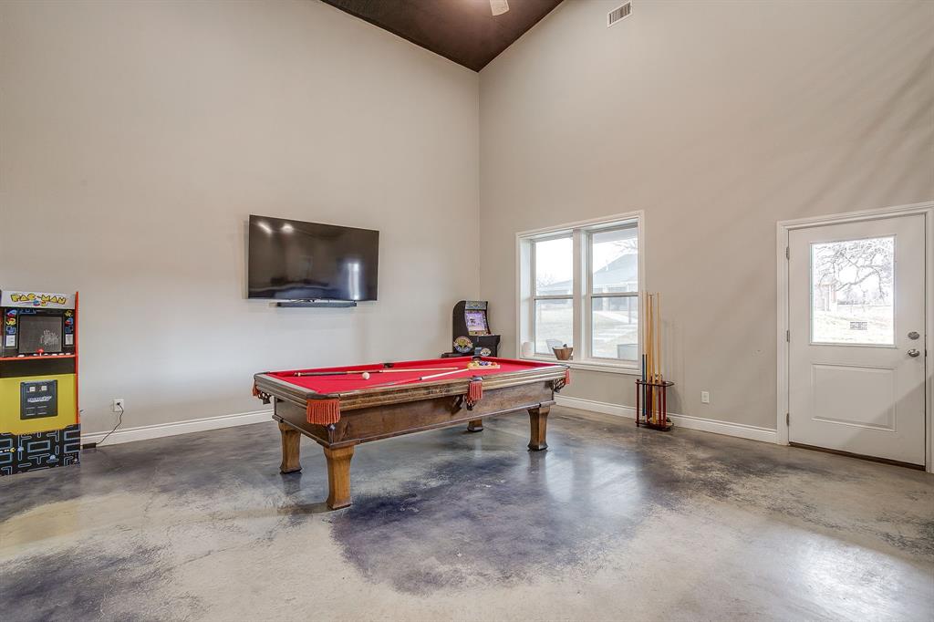 8895 Hutcheson Hill Road Springtown, TX 76082 - Photo 35 of 40