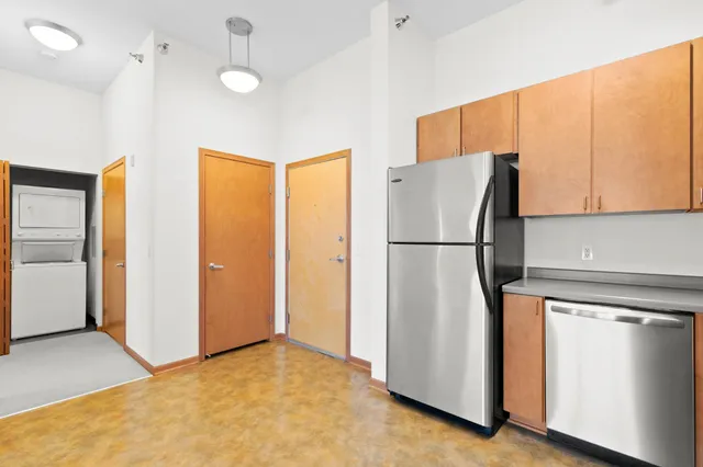 $245,000 | 2650 University Avenue West, Unit 311, St. Paul, MN 55114