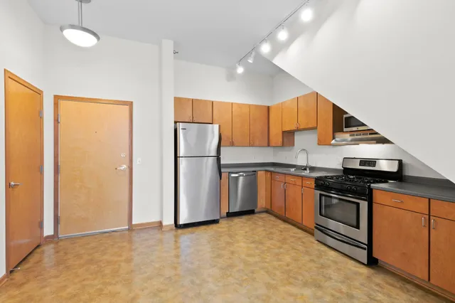 $245,000 | 2650 University Avenue West, Unit 311, St. Paul, MN 55114