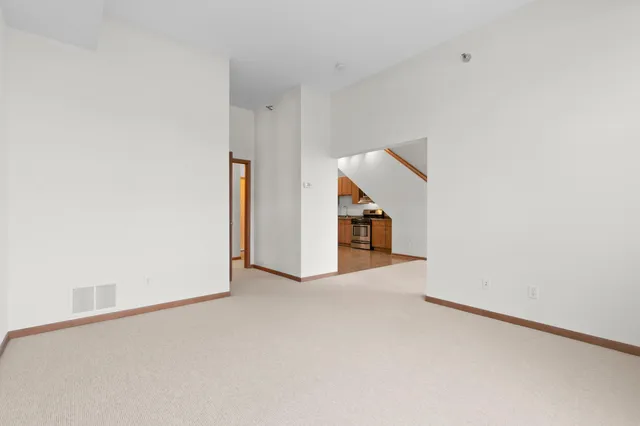 $245,000 | 2650 University Avenue West, Unit 311, St. Paul, MN 55114