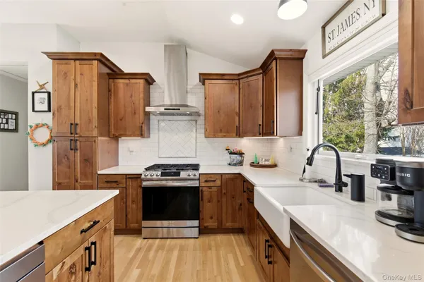 $739,990 | 147 Jackson Avenue South, St. James, NY 11780