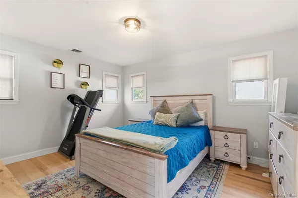 $739,990 | 147 Jackson Avenue South, St. James, NY 11780