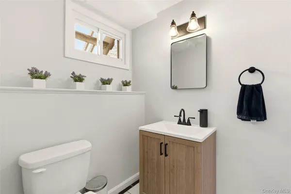 $739,990 | 147 Jackson Avenue South, St. James, NY 11780