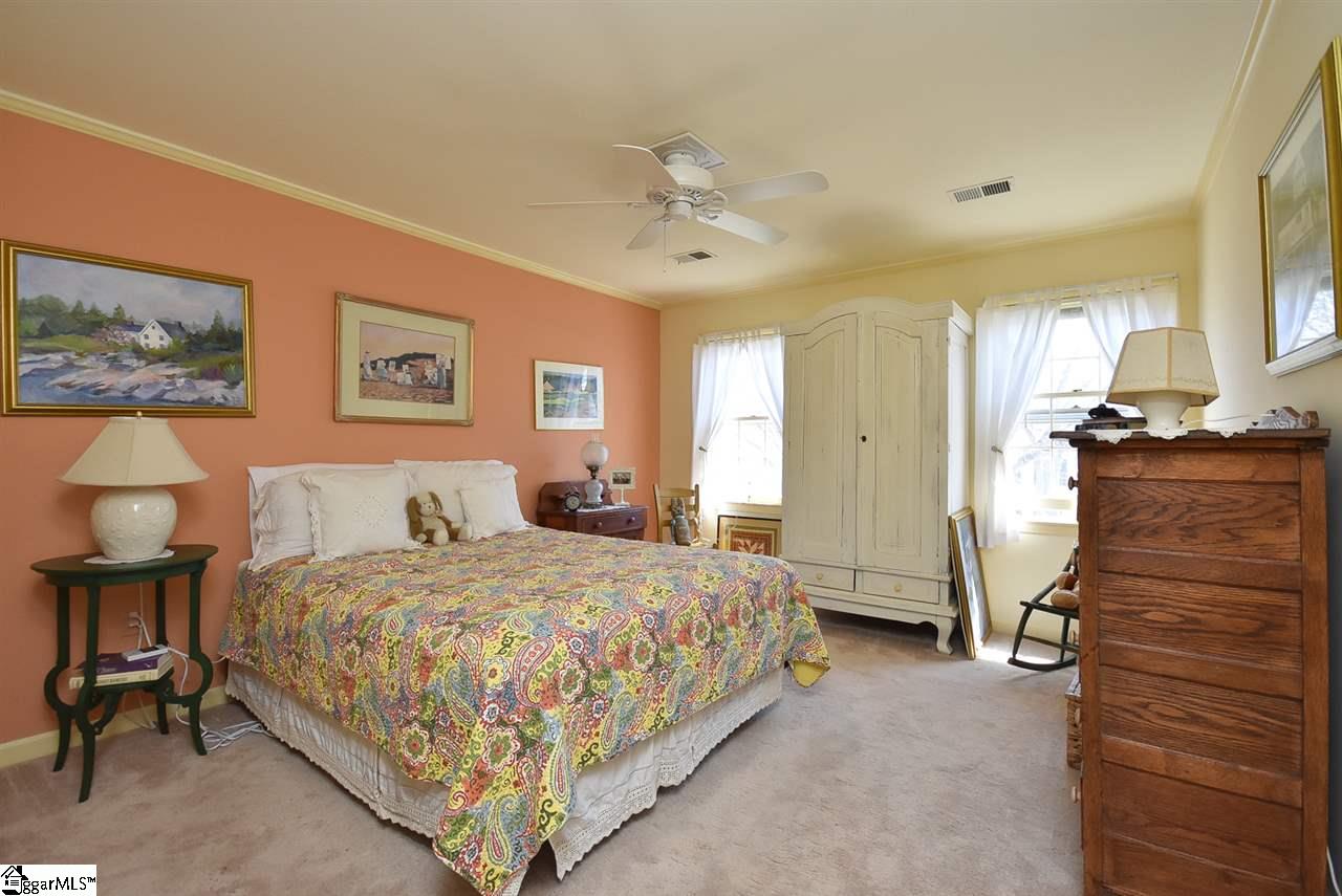 103 East Shallowstone Road Greer, SC 29650 - Photo 18 of 33 Gallery Image 18