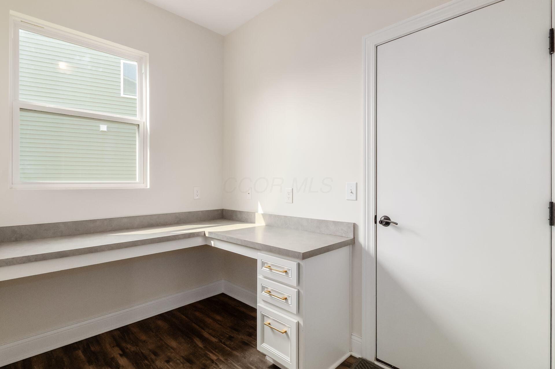 951 Rooks Circle Sunbury, OH 43074 - Photo 22 of 49 022_6df25a96e1_M 591 Rooks052