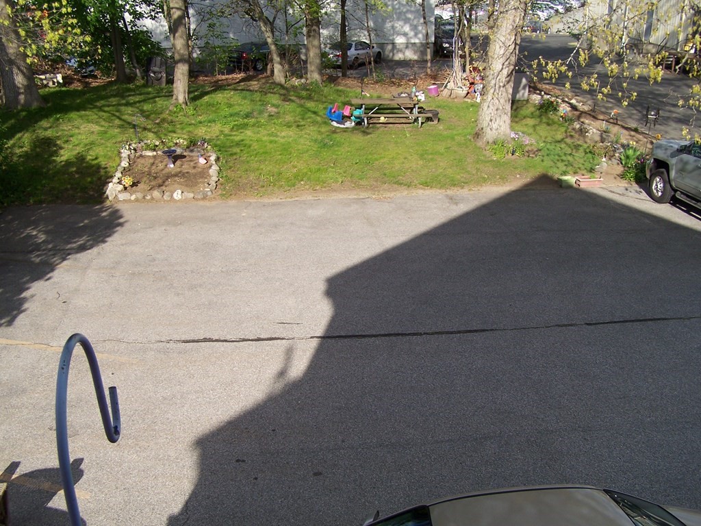 25-27 Thompson Road Webster, MA 01570 - Photo 5 of 5