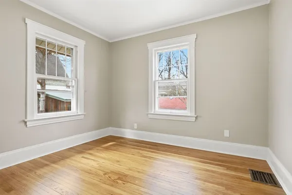 $309,900 | 806 East Olive Street, Bloomington, IL 61701