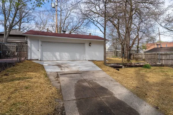 $309,900 | 806 East Olive Street, Bloomington, IL 61701