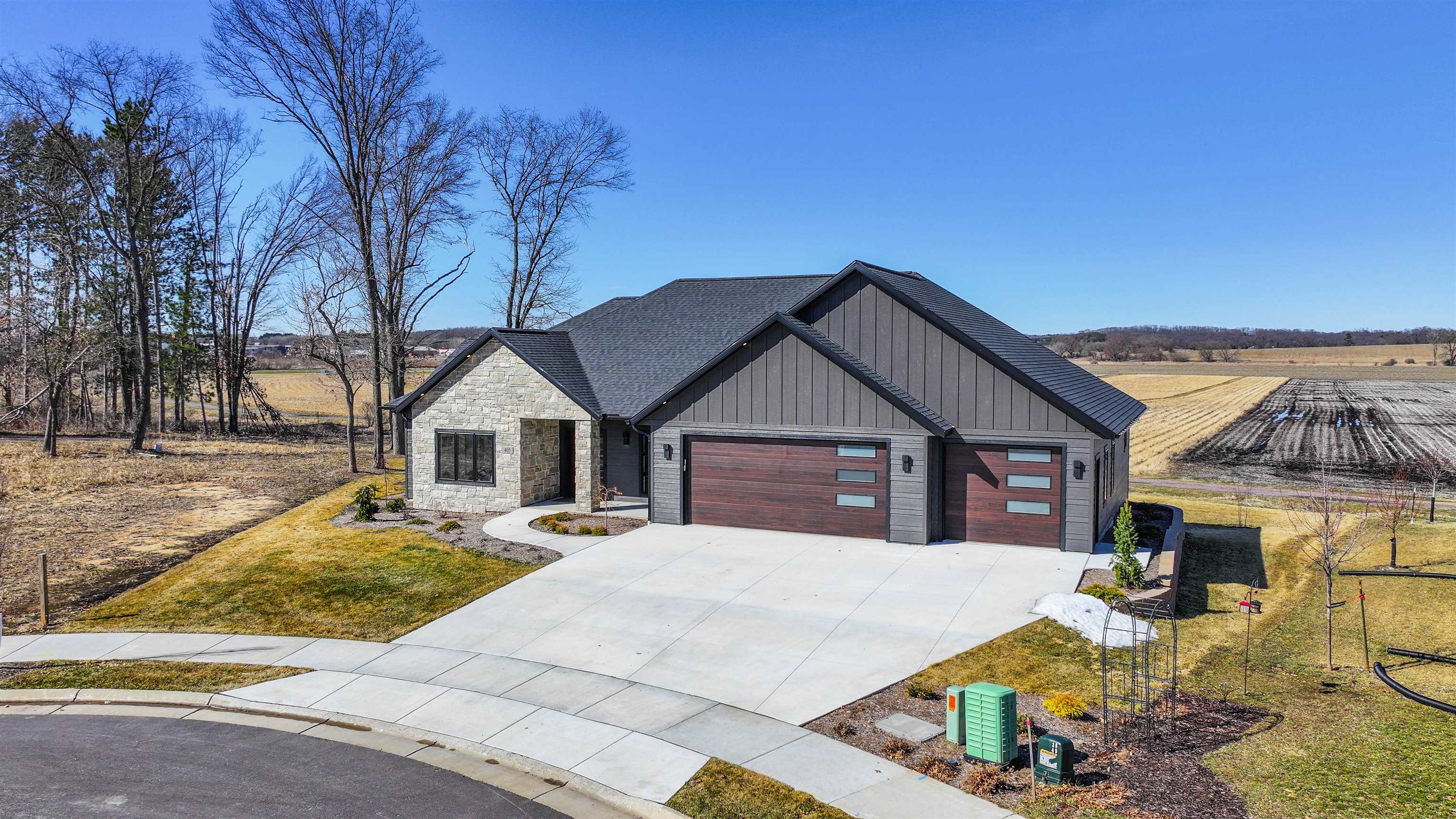 405 Prairie View Portage, WI 53901 - Photo 10 of 88