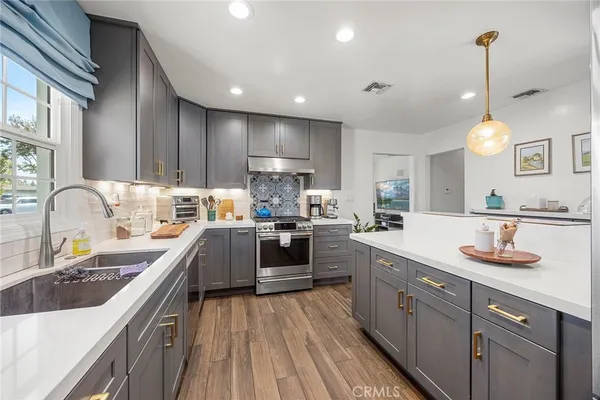 $999,000 | 774 North Victoria Drive, Orange, CA 92867