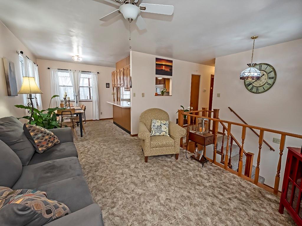 702 Cherry Lane Road Apollo, PA 15613 - Photo 5 of 25