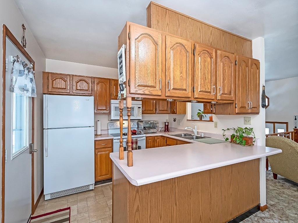 702 Cherry Lane Road Apollo, PA 15613 - Photo 8 of 25