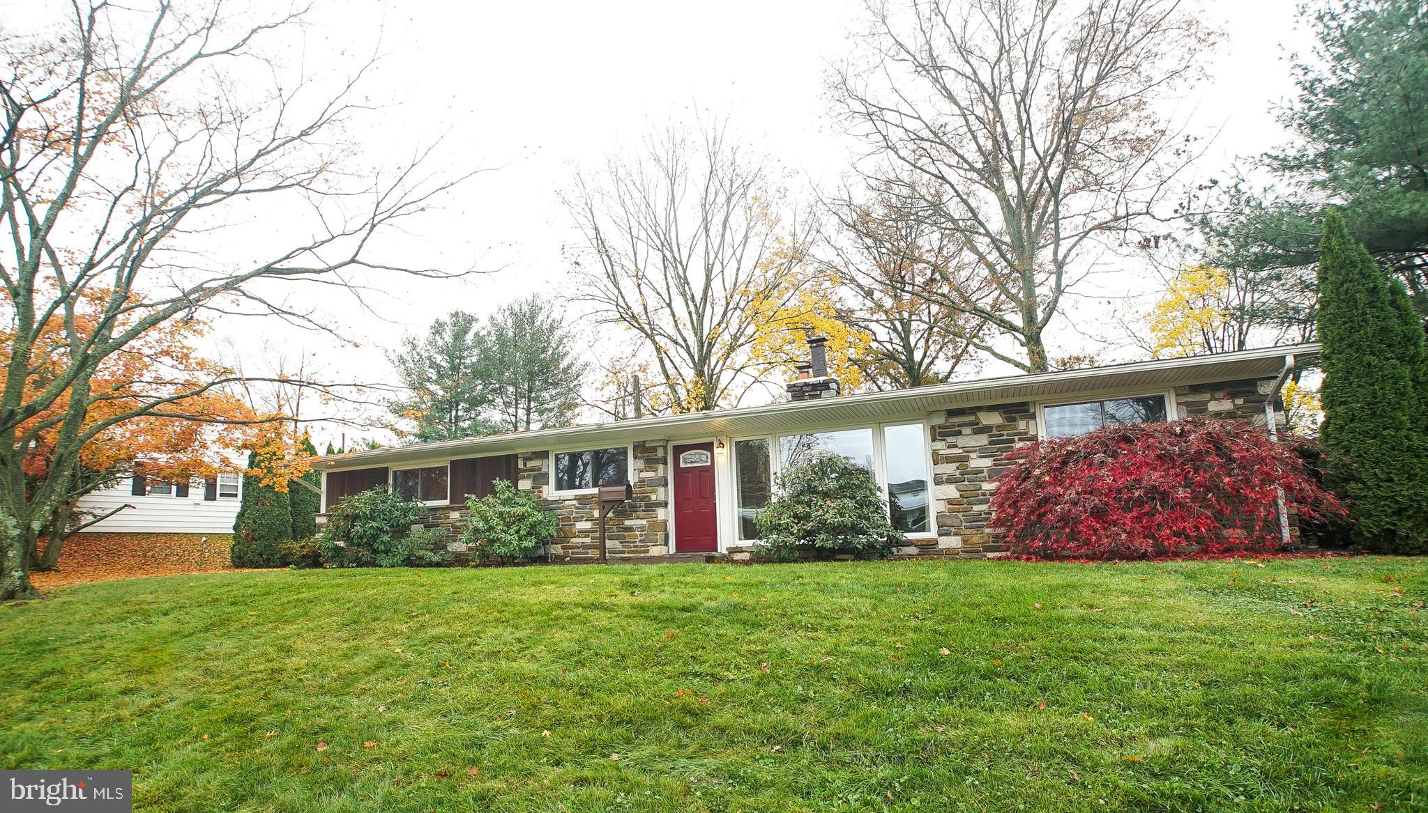 2026 Berkley Road Norristown, PA 19403 - Photo 2 of 31 Front yard
