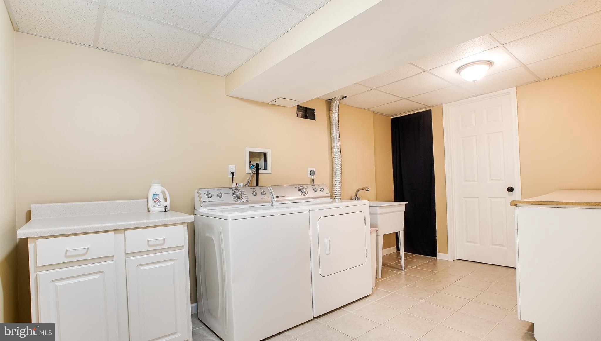 2026 Berkley Road Norristown, PA 19403 - Photo 25 of 31 Laundry center