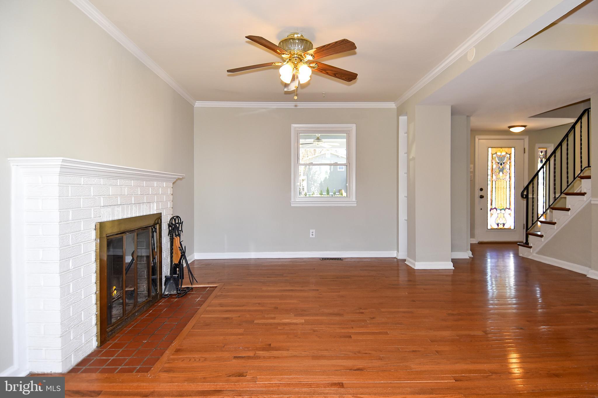 6436 Bowie Drive Springfield, VA 22150 - Photo 18 of 49 Hardwoods Through-Out