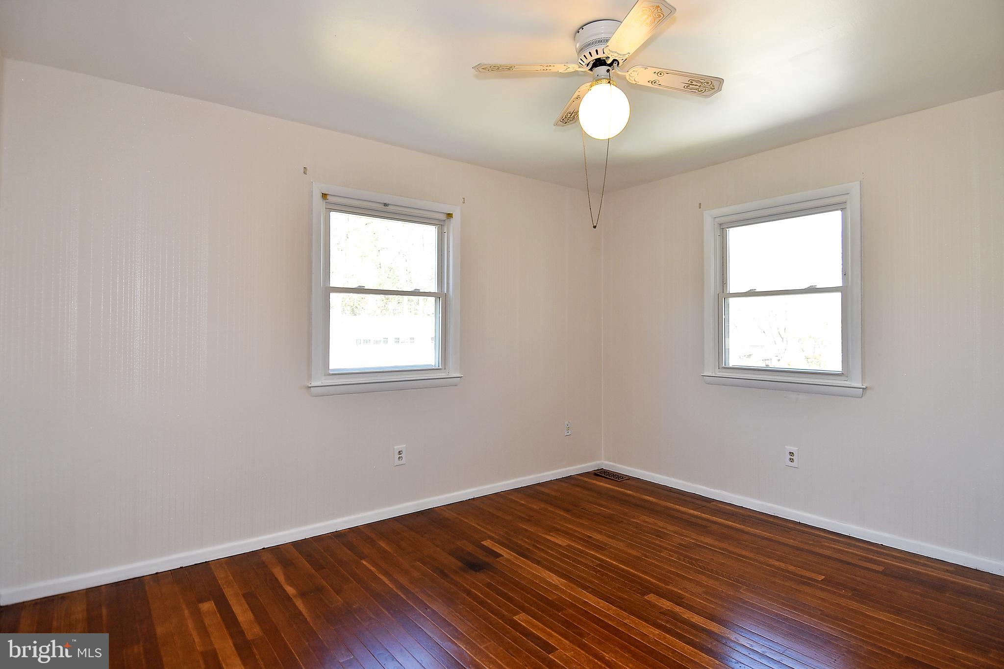 6436 Bowie Drive Springfield, VA 22150 - Photo 25 of 49 Bedroom 2