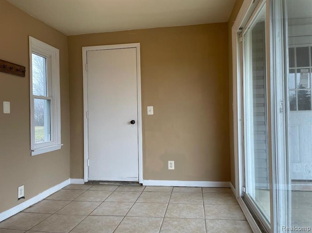 6637 Hitchingham Road Ypsilanti, MI 48197 - Photo 15 of 23