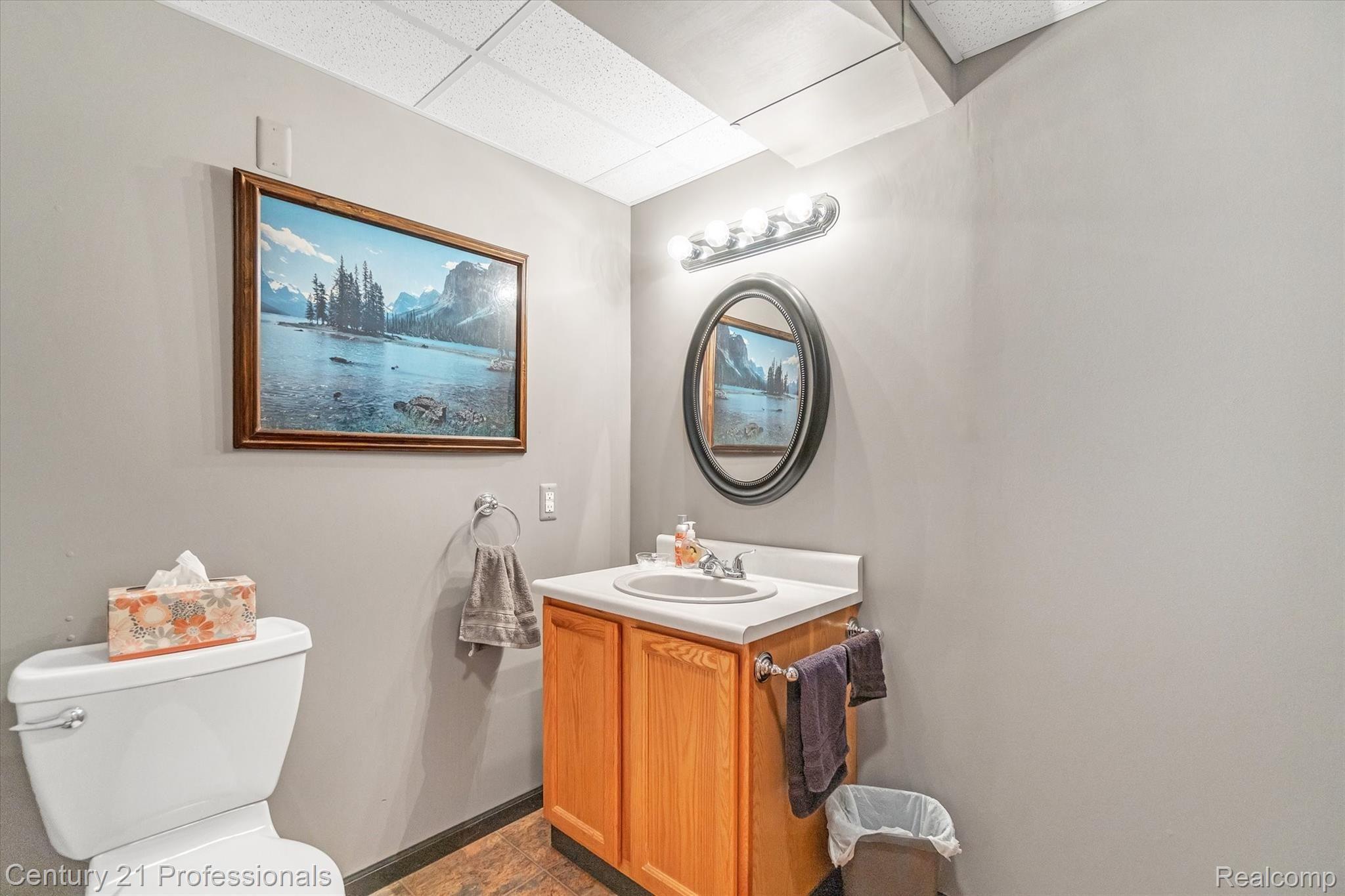 10831 Dunn Road Memphis, MI 48041 - Photo 32 of 51 39-10831-Dunn-Rd-WindowStill-Real-Estate-Photography-40.jpg
