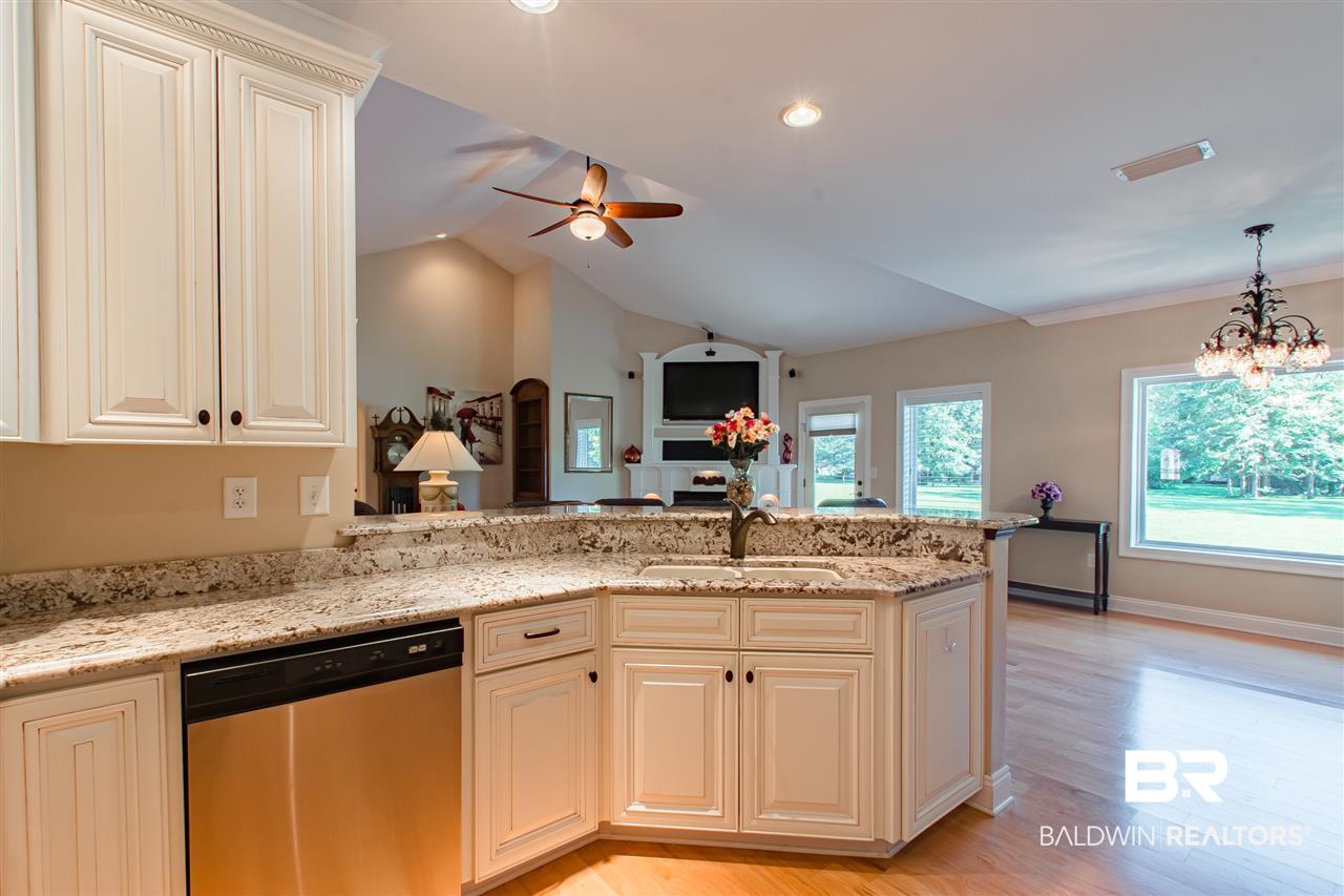 18950 Hughen Street Robertsdale, AL 36567 - Photo 16 of 50