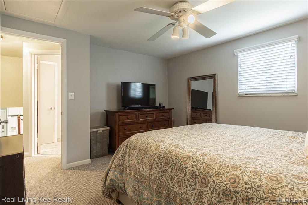 1088 North Adams Road Rochester Hills, MI 48306 - Photo 32 of 49