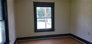 636 South Ray Street New Castle, PA 16101 - Photo 2 of 14