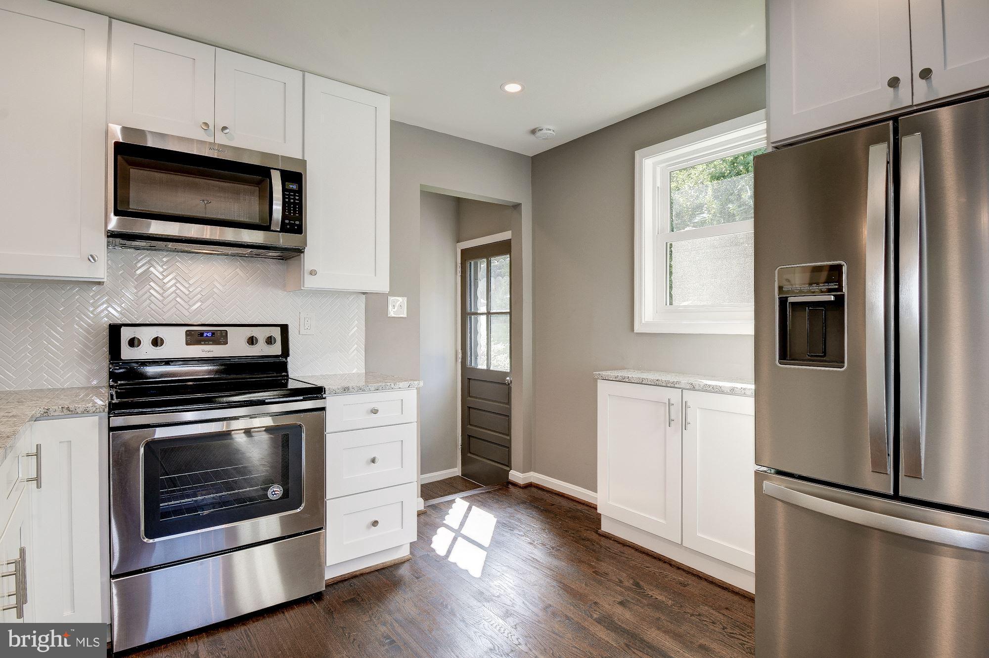 11908 Rocking Horse Road Rockville, MD 20852 - Photo 13 of 33 Gallery Image 13