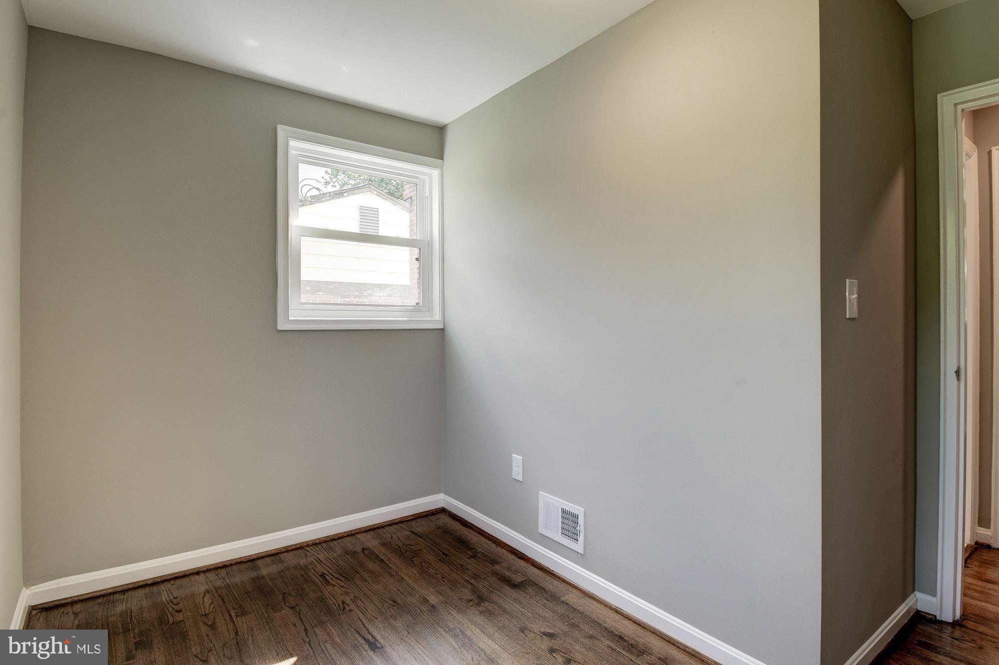 11908 Rocking Horse Road Rockville, MD 20852 - Photo 17 of 33 Gallery Image 17