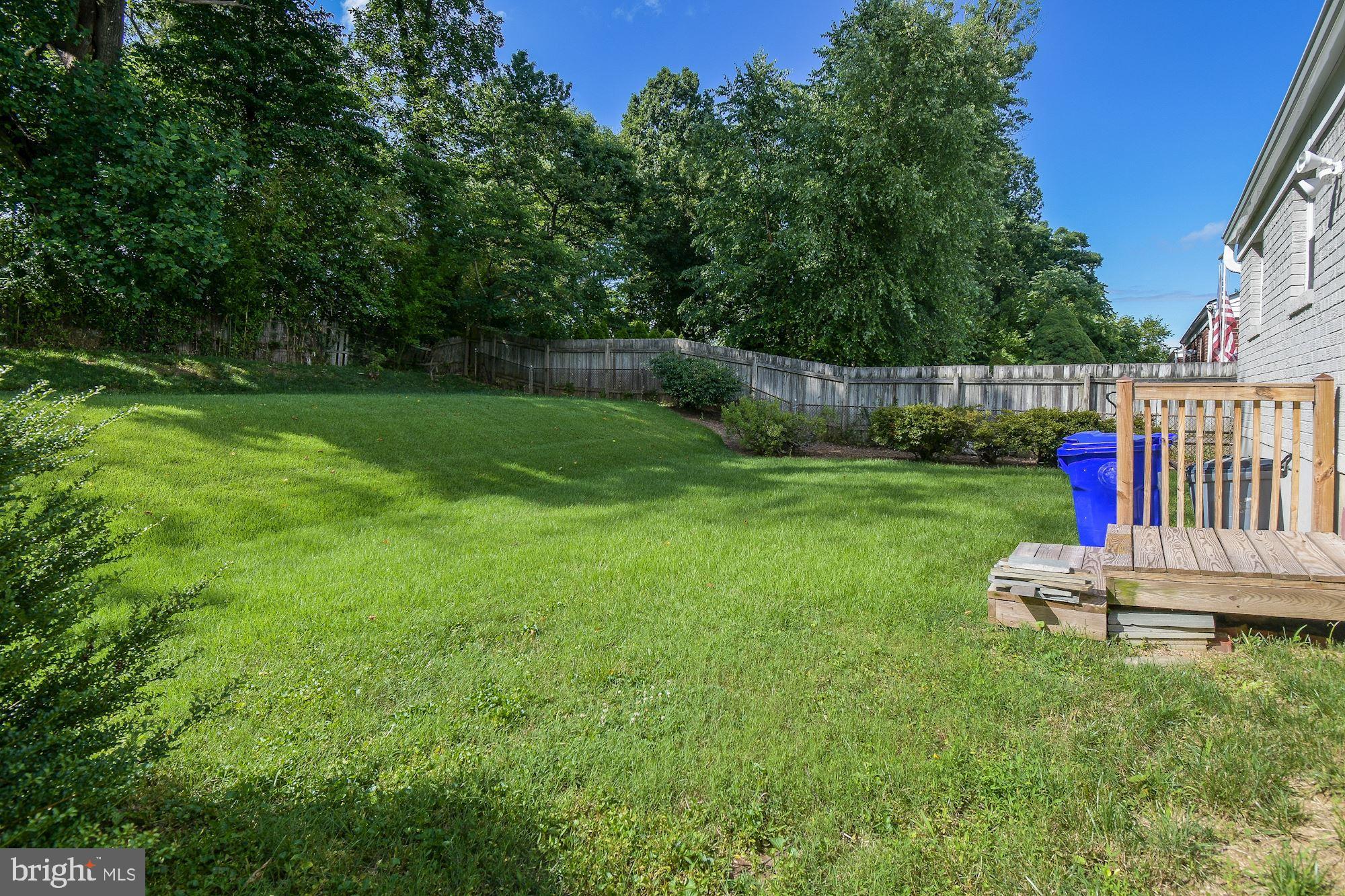 11908 Rocking Horse Road Rockville, MD 20852 - Photo 31 of 33 Gallery Image 31