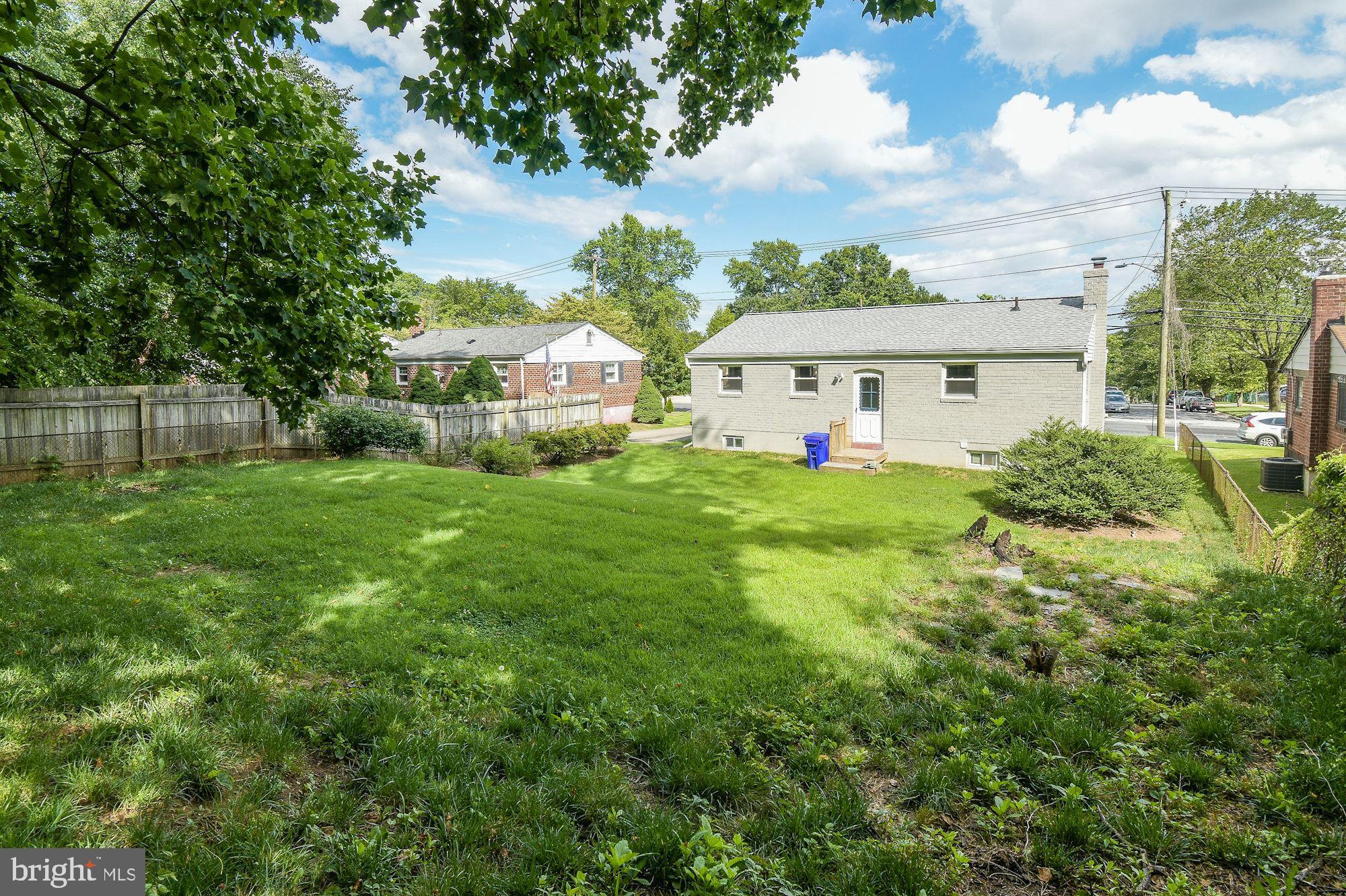 11908 Rocking Horse Road Rockville, MD 20852 - Photo 33 of 33 Gallery Image 33