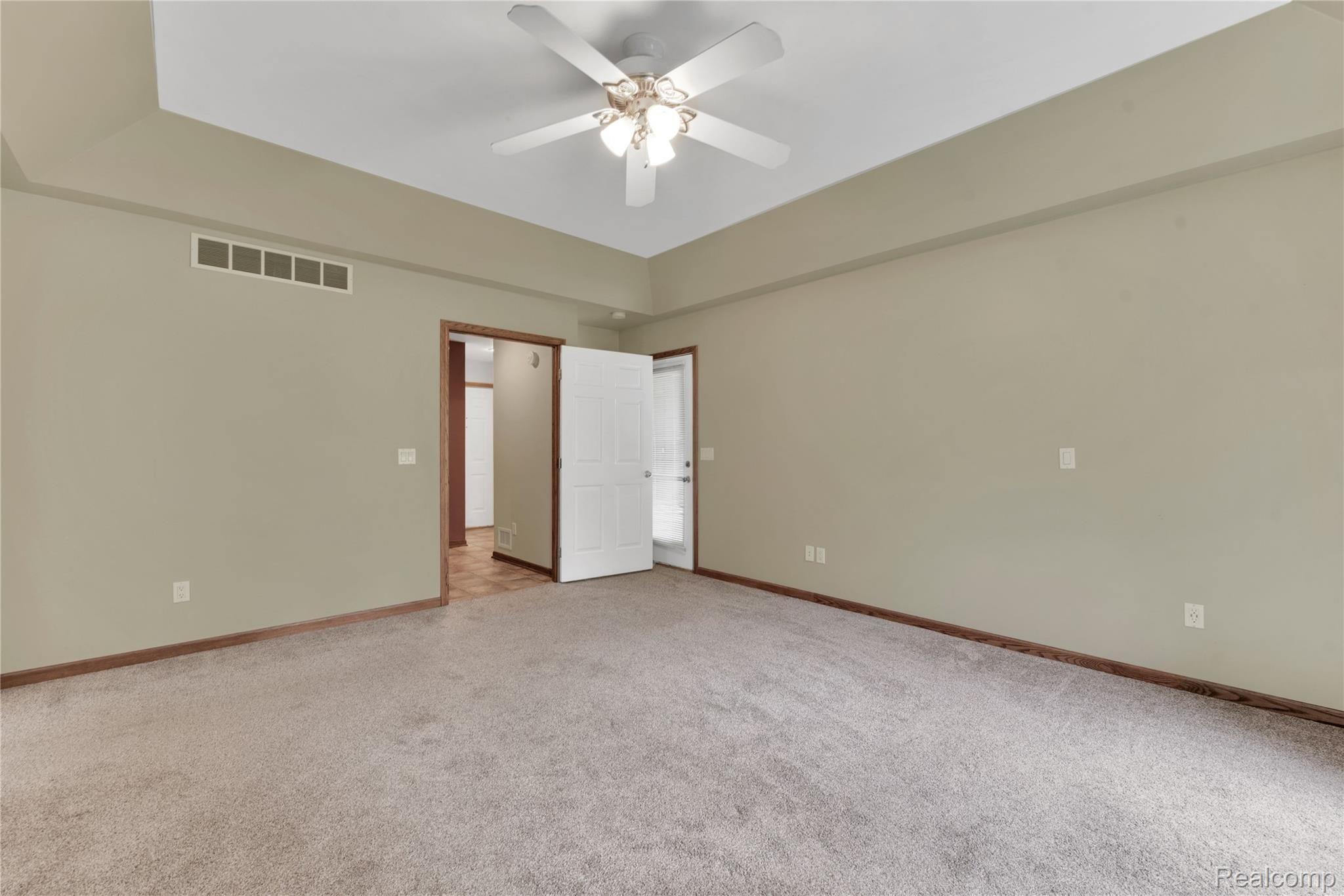 3250 Pingree Road Howell, MI 48843 - Photo 25 of 72 icu8astA.jpeg