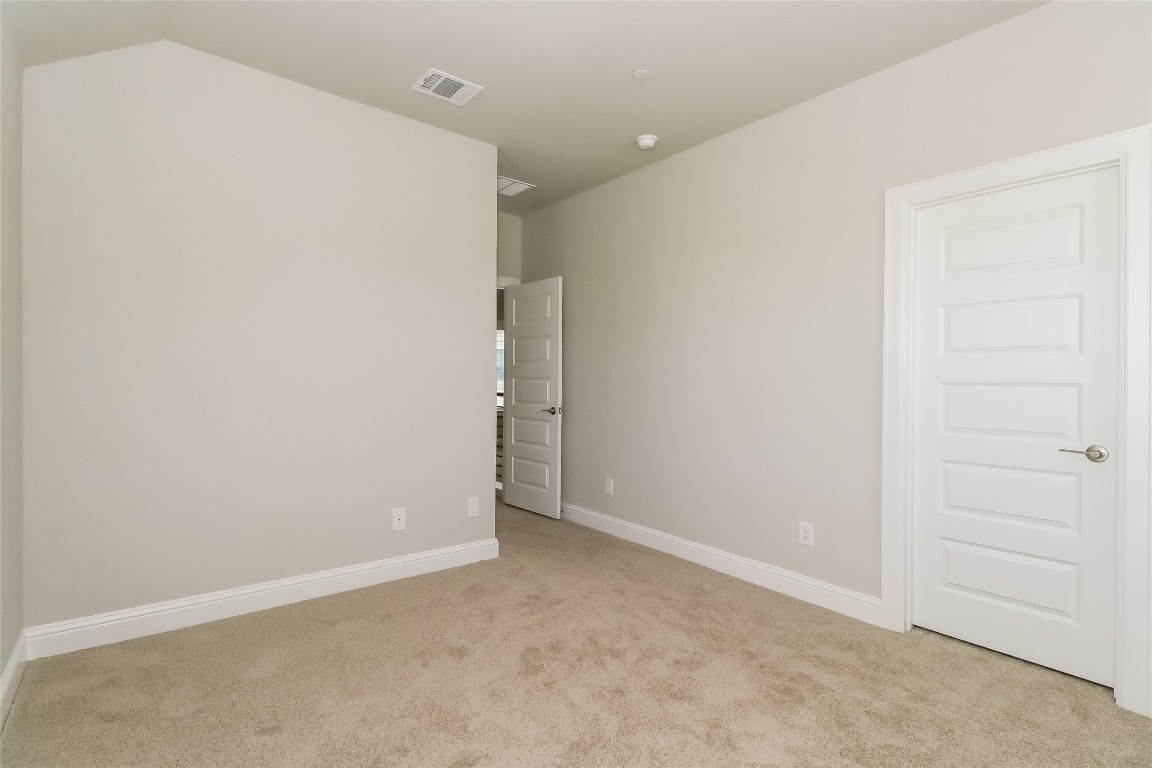 2605 Sam Bass Road, Unit 42 Round Rock, TX 78681 - Photo 19 of 27 an empty room with an empty space