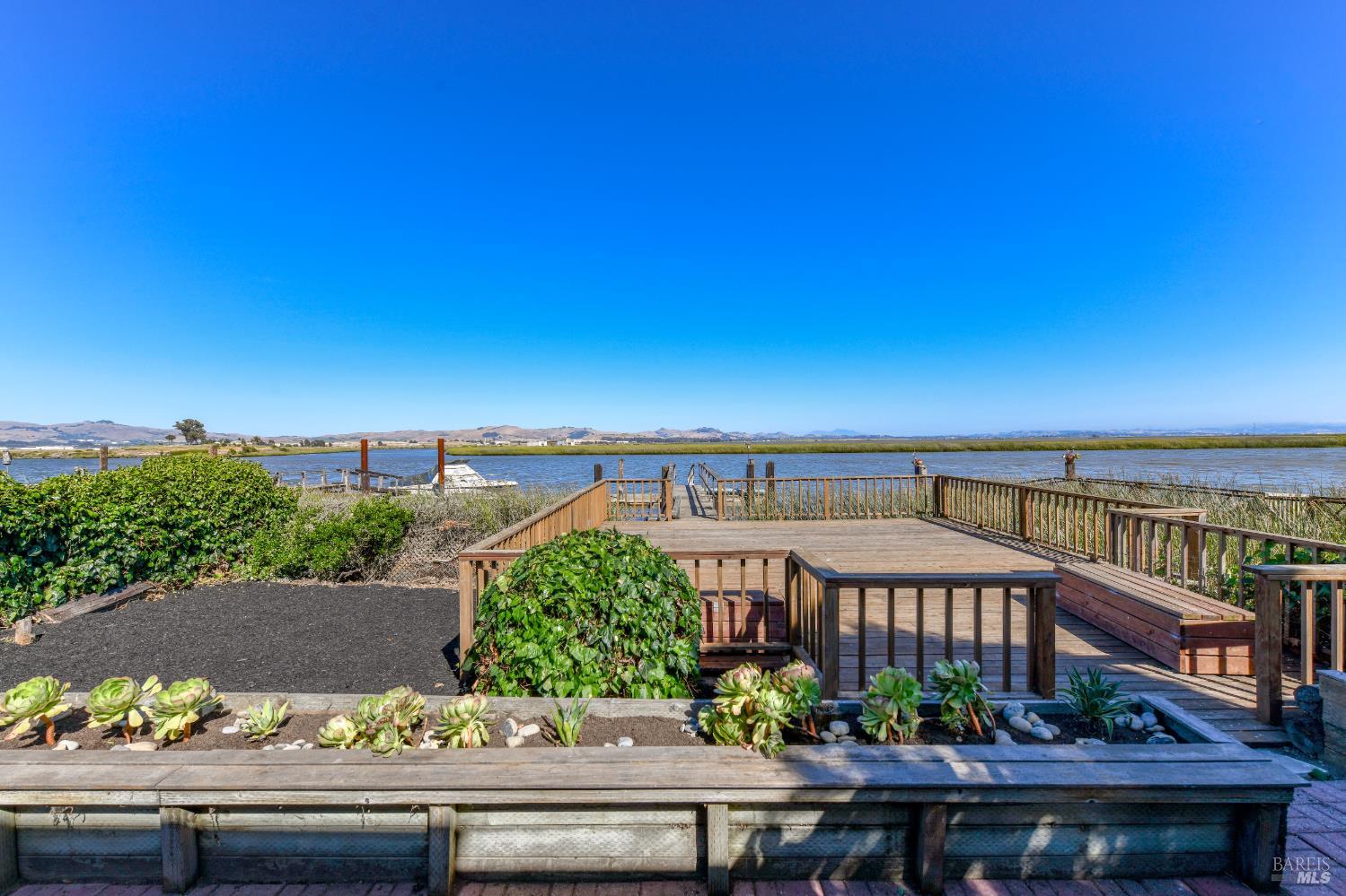 1740 Milton Road Napa, CA 94559 - Photo 9 of 46