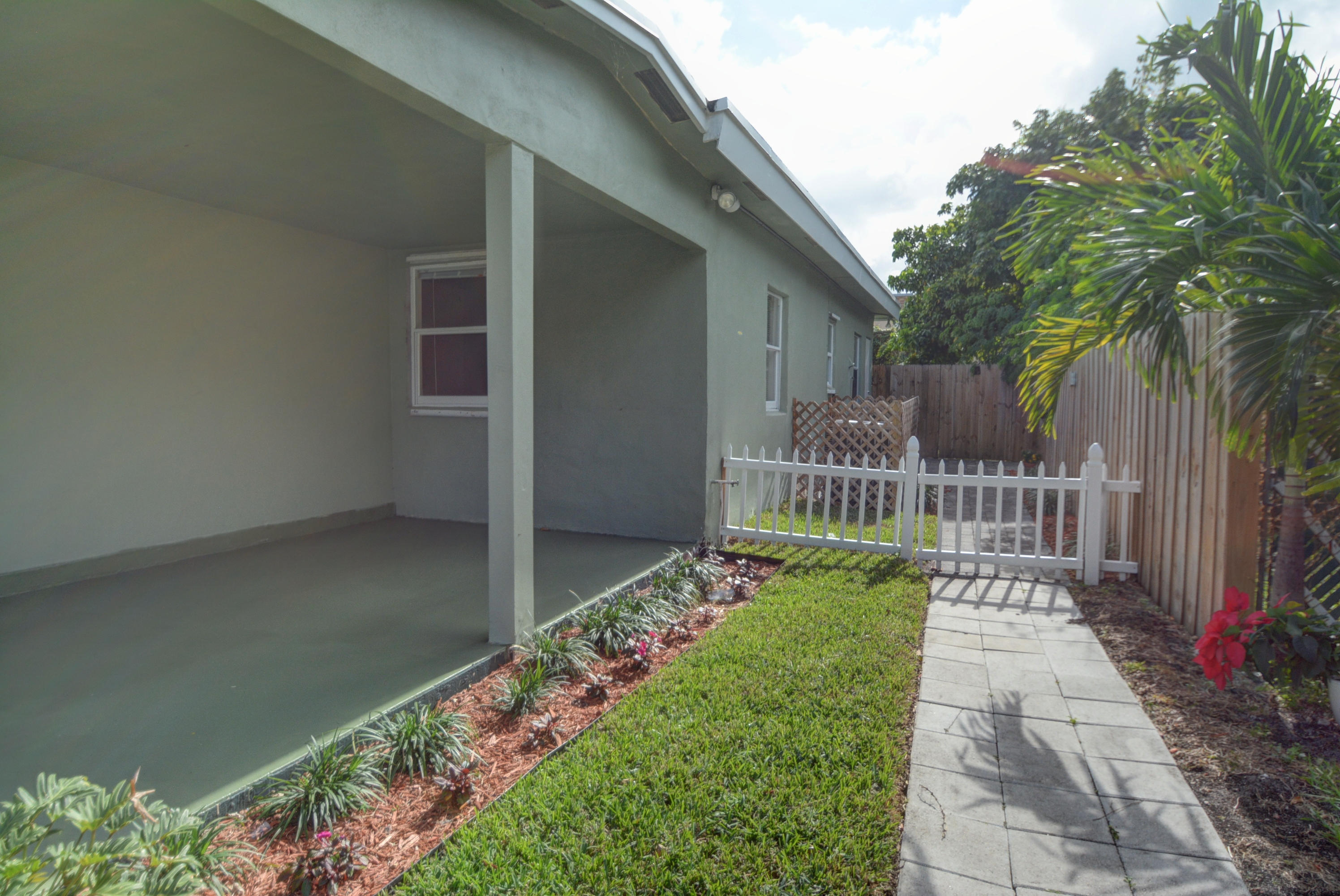 310 Northwest 21st Street Boca Raton, FL 33431 - Photo 17 of 25 Private entry to fourth bedroom