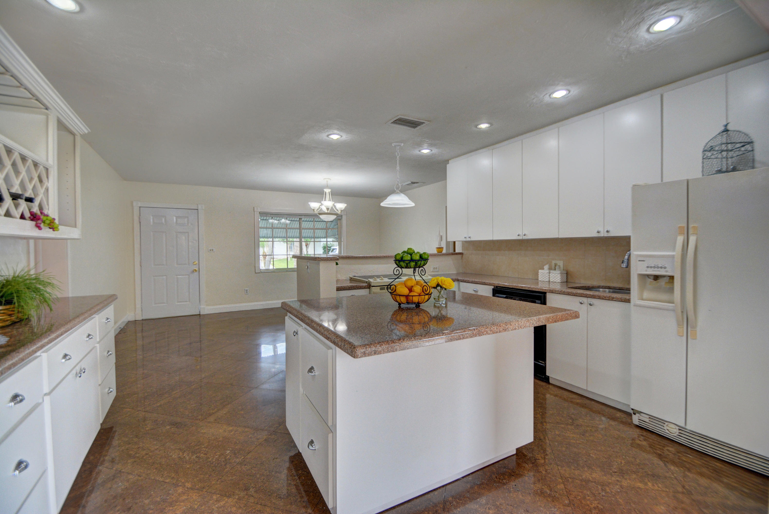 310 Northwest 21st Street Boca Raton, FL 33431 - Photo 6 of 25 Center island is moveable